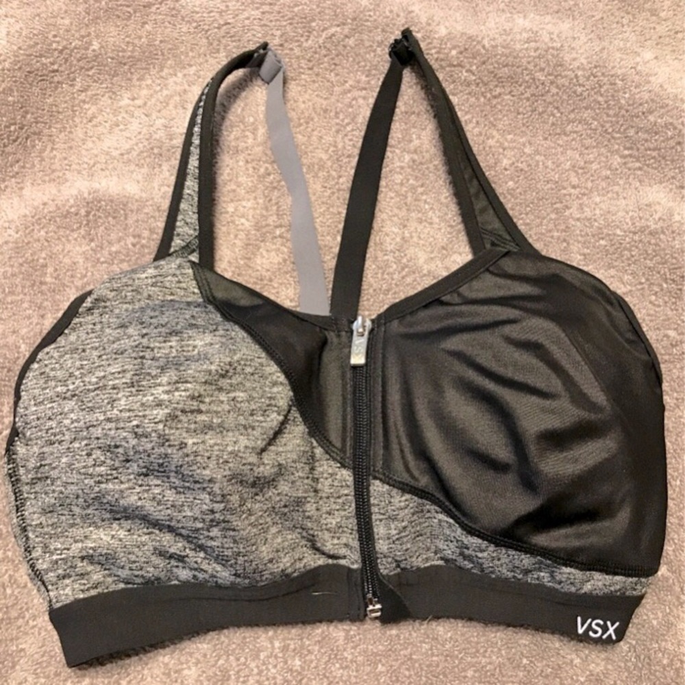 Victoria Secret Incredible Knockout Sports Bra